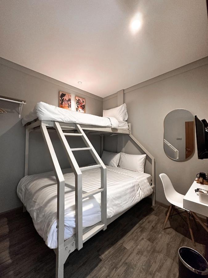Lugano Arte Homestay 자카르타 외부 사진