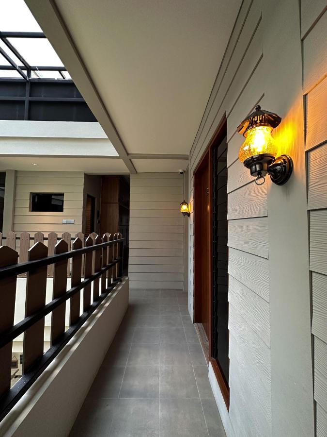 Lugano Arte Homestay 자카르타 외부 사진